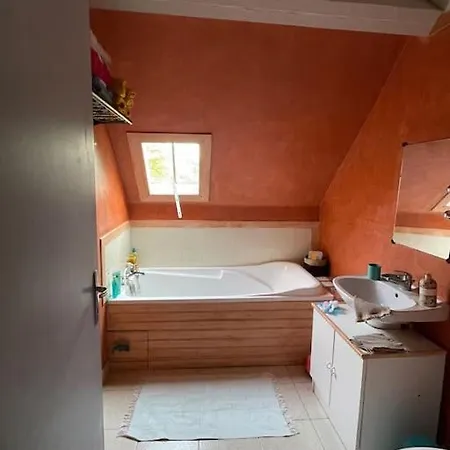 Maison Normande + Piscine Chauffee - 9 Personnes *