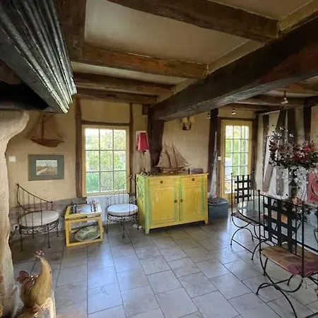 Дом отдыха Maison Normande + Piscine Chauffee - 9 Personnes *