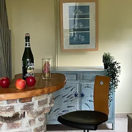 Maison Normande + Piscine Chauffee - 9 Personnes Дом отдыха