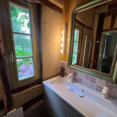 Maison Normande + Piscine Chauffee - 9 Personnes