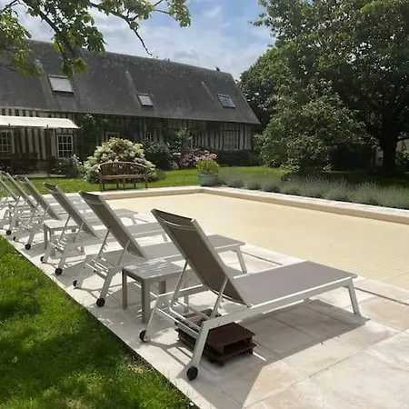 Maison Normande + Piscine Chauffee - 9 Personnes Дом отдыха